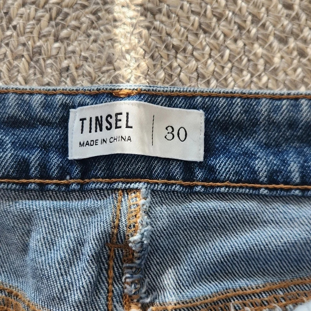Tinsel Distressed Jeans - Picture 4 of 8
